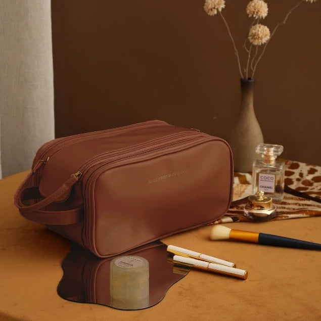 Soft U— Necessaire com Abertura em U